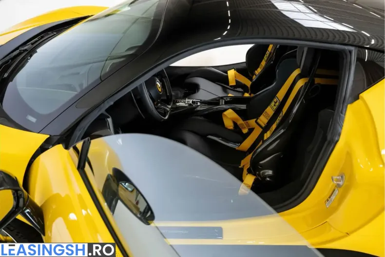 Ferrari SF90 din 2022 cu 1.400 km - oferta FER224465 - foto 10