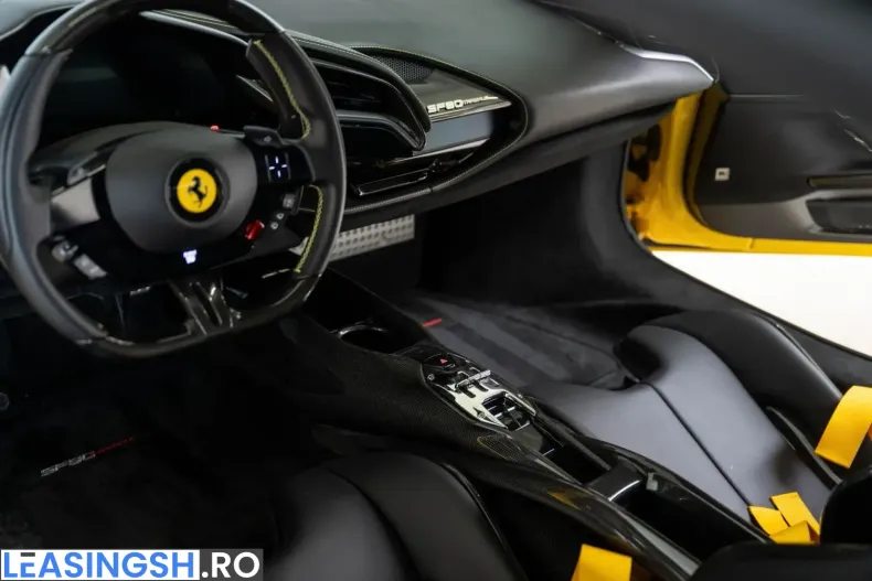 Ferrari SF90 din 2022 cu 1.400 km - oferta FER224465 - foto 13