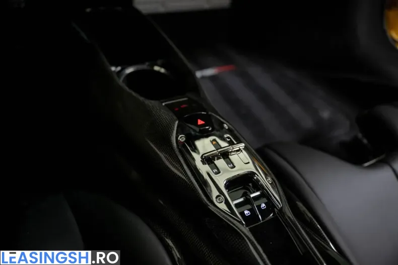 Ferrari SF90 din 2022 cu 1.400 km - oferta FER224465 - foto 19