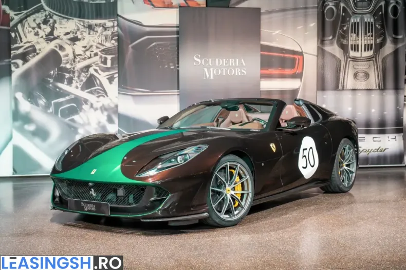 Ferrari 812 din 2022 cu 3.500 km - oferta FER224466 - foto 1