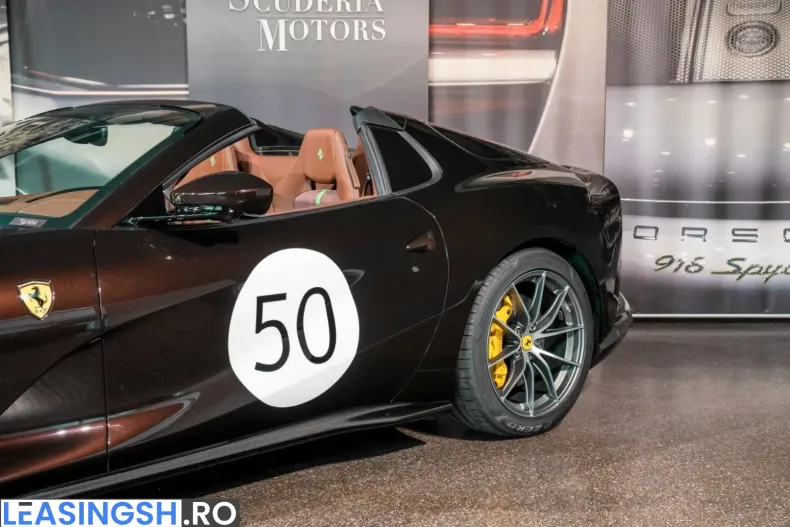 Ferrari 812 din 2022 cu 3.500 km - oferta FER224466 - foto 2