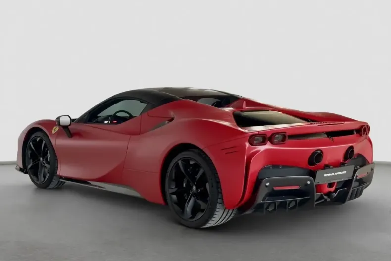 Ferrari SF90 din 2024 cu 2.600 km - oferta FER224469 - foto 8