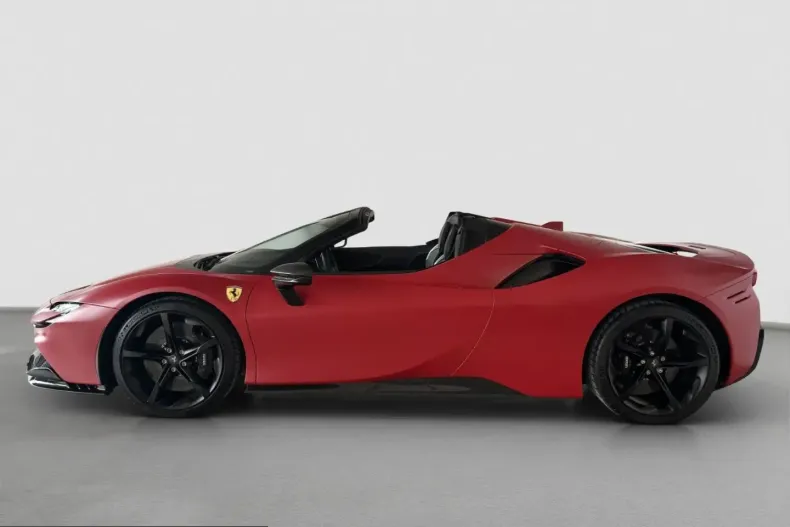 Ferrari SF90 din 2024 cu 2.600 km - oferta FER224469 - foto 9