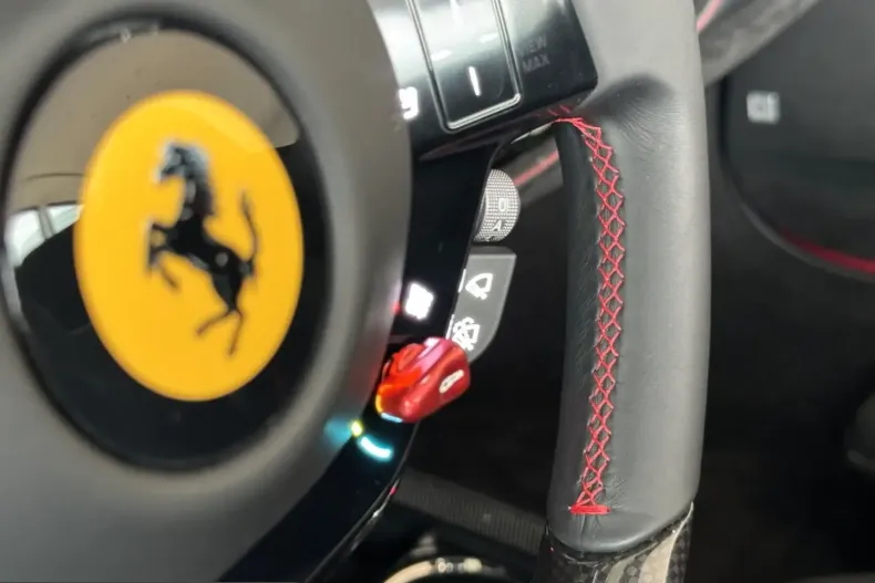 Ferrari SF90 din 2024 cu 2.600 km - oferta FER224469 - foto 15