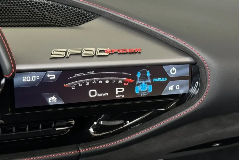 Ferrari SF90 din 2024 cu 2.600 km - oferta FER224469 - foto 19