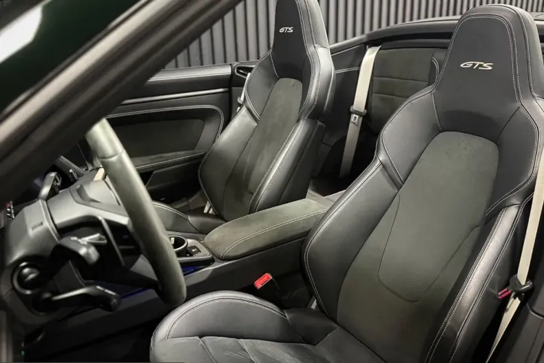 Porsche 911 din 2024 cu 34.000 km - oferta POR224471 - foto 9