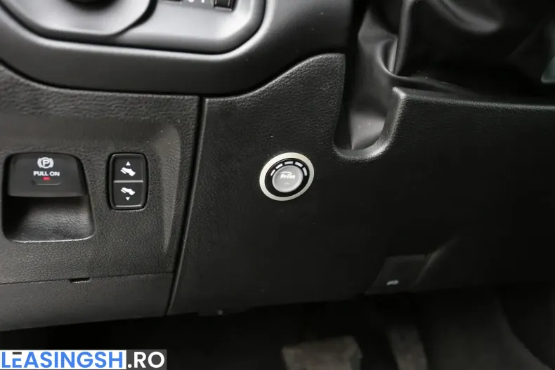 Dodge RAM din 2024 cu 86.307 km - oferta DOD224483 - foto 32