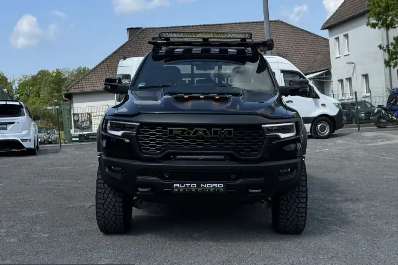 Dodge RAM din 2025 cu 1.800 km - oferta DOD224489 - foto 2