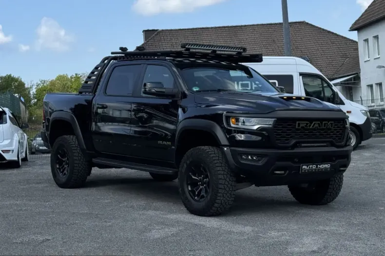 Dodge RAM din 2025 cu 1.800 km - oferta DOD224489 - foto 3