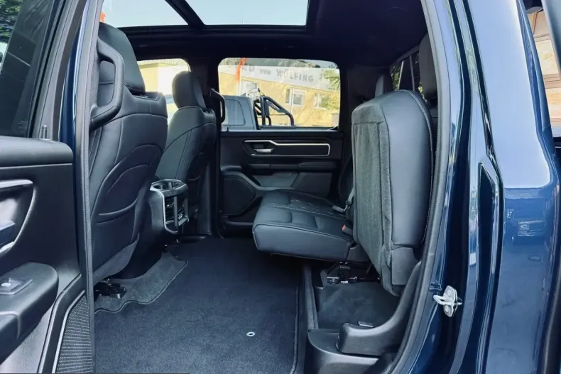 Dodge RAM din 2024 cu 42.900 km - oferta DOD224490 - foto 38