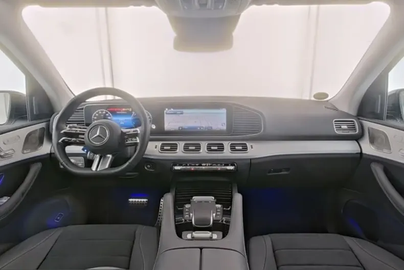 Mercedes-Benz GLE 350 (Clasa GLE) din 2025 cu 8.396 km - oferta MER224496 - foto 6
