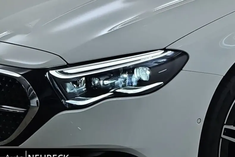 Mercedes-Benz E 300 (Clasa E) din 2024 cu 28.350 km - oferta MER224499 - foto 9