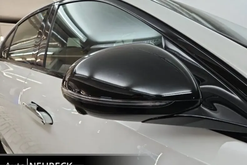 Mercedes-Benz E 300 (Clasa E) din 2024 cu 28.350 km - oferta MER224499 - foto 25