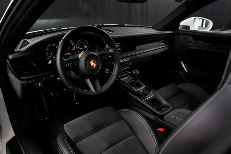 Porsche 911 din 2025 cu 2.500 km - oferta POR224508 - foto 14