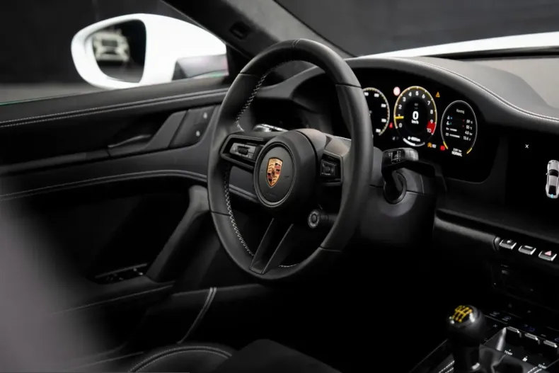 Porsche 911 din 2025 cu 2.500 km - oferta POR224508 - foto 15