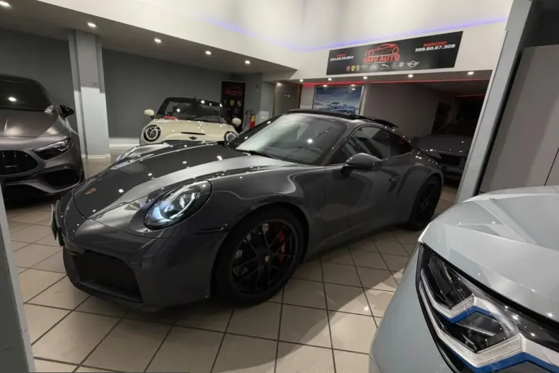 Porsche 911 din 2025 cu 11.123 km - oferta POR224509 - foto 4