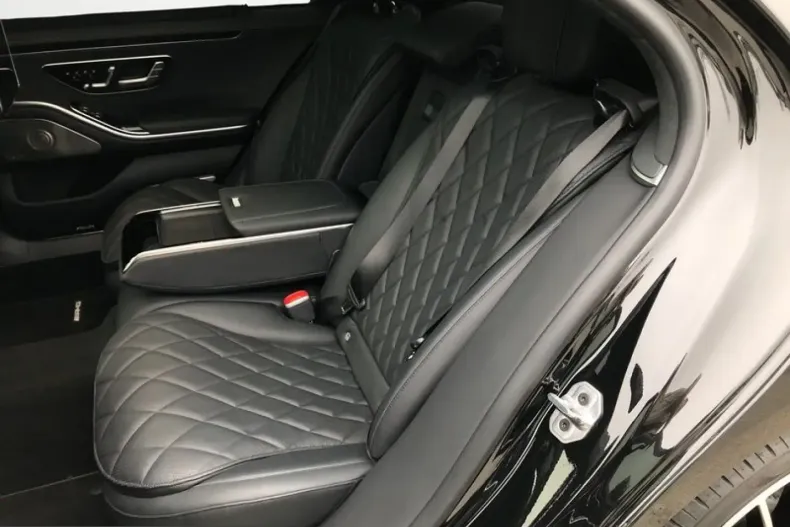 Mercedes-Benz S 580 (Clasa S) din 2025 cu 16.866 km - oferta MER224515 - foto 19