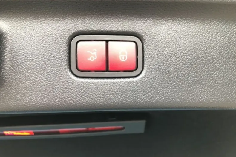 Mercedes-Benz S 580 (Clasa S) din 2025 cu 16.866 km - oferta MER224515 - foto 23