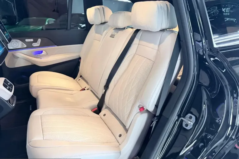 Mercedes-Benz GLS 63 (Clasa GLS) din 2025 cu 2.230 km - oferta MER224517 - foto 17