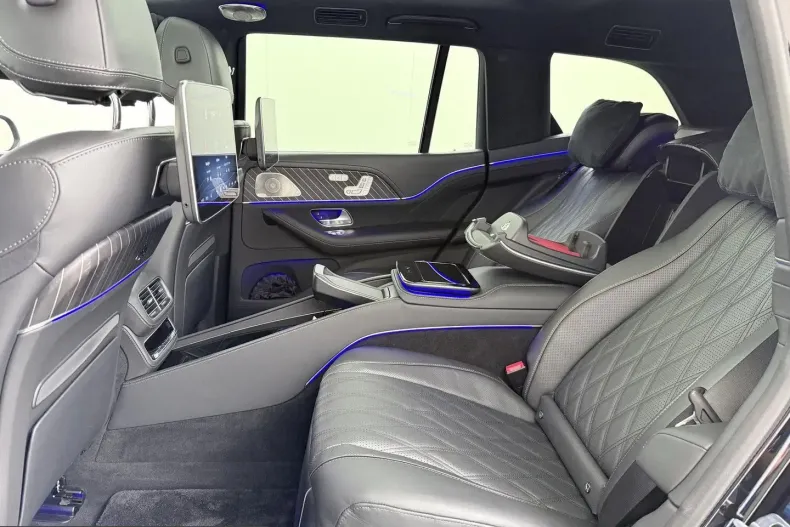 Mercedes-Benz GLS 600 (Clasa GLS) din 2025 cu 9.475 km - oferta MER224518 - foto 4