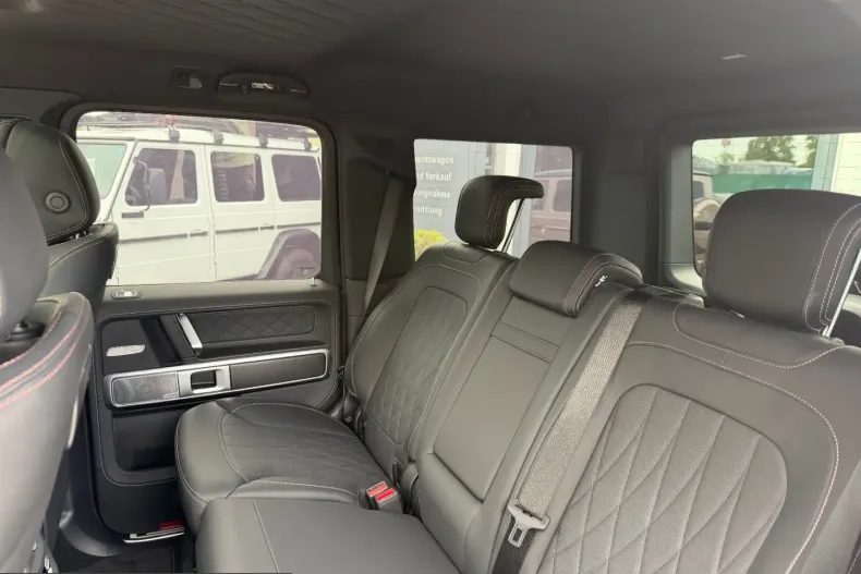 Mercedes-Benz G 500 (Clasa G) din 2024 cu 7.000 km - oferta MER224522 - foto 23