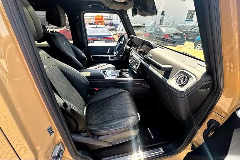 Mercedes-Benz G 63 AMG (Clasa G) din 2025 cu 33.350 km - oferta MER224524 - foto 13