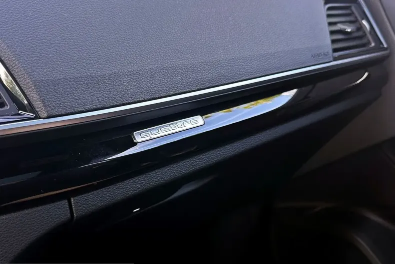 Audi Q5 din 2023 cu 16.890 km - oferta AUD224535 - foto 26