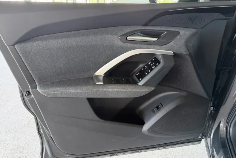 Audi Q5 din 2025 cu 13.400 km - oferta AUD224538 - foto 26