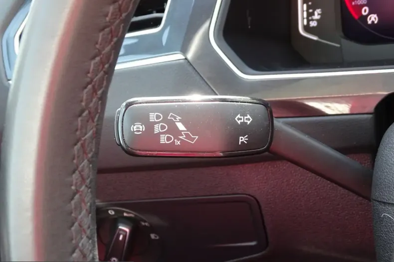 Volkswagen Tiguan din 2022 cu 83.918 km - oferta VOL224540 - foto 26