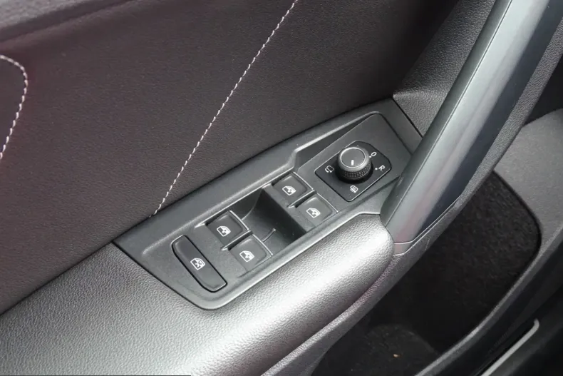 Volkswagen Tiguan din 2021 cu 73.712 km - oferta VOL224542 - foto 26