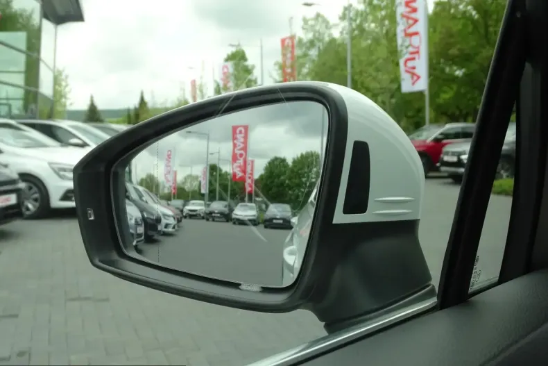 Volkswagen Tiguan din 2021 cu 73.712 km - oferta VOL224542 - foto 28