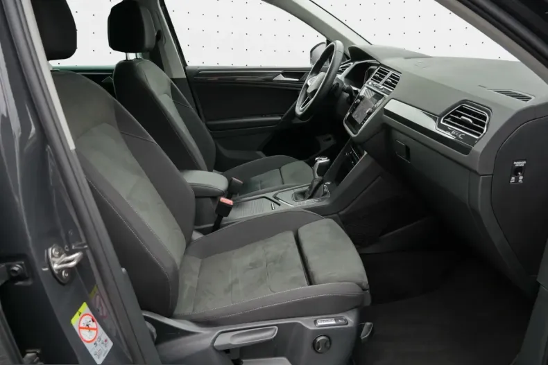 Volkswagen Tiguan din 2023 cu 84.100 km - oferta VOL224543 - foto 4