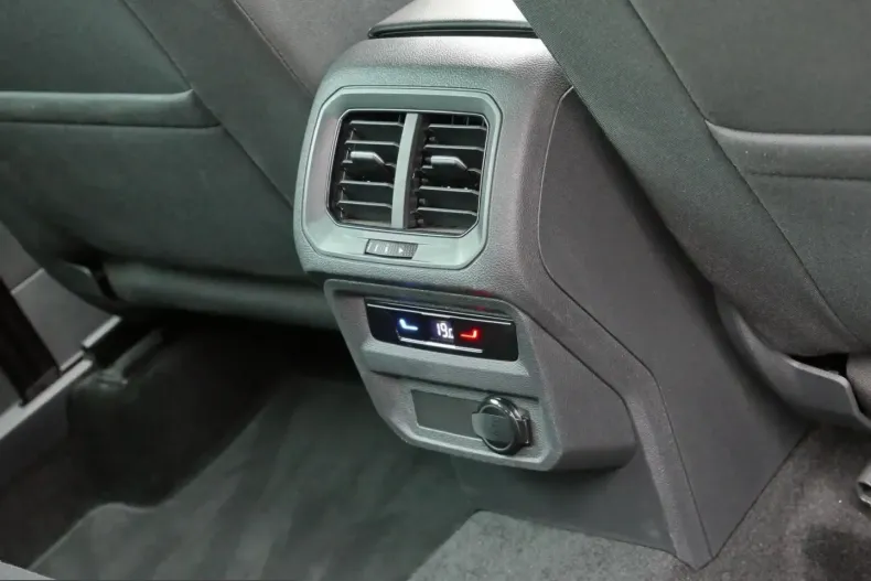 Volkswagen Tiguan din 2023 cu 84.100 km - oferta VOL224543 - foto 17
