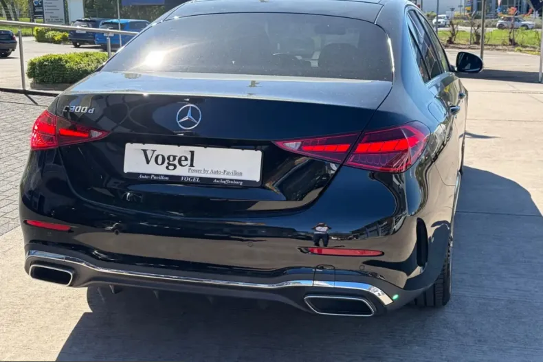 Mercedes-Benz C 300 (Clasa C) din 2022 cu 74.700 km - oferta MER224549 - foto 5