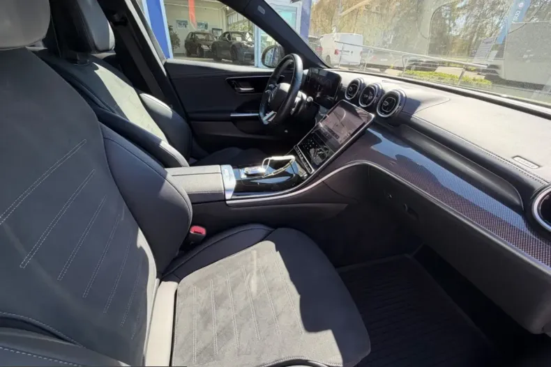 Mercedes-Benz C 300 (Clasa C) din 2022 cu 74.700 km - oferta MER224549 - foto 14