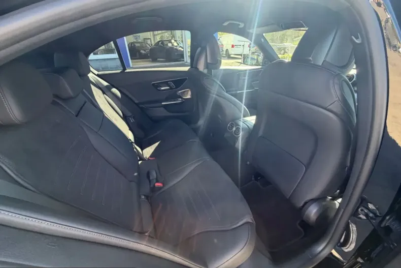 Mercedes-Benz C 300 (Clasa C) din 2022 cu 74.700 km - oferta MER224549 - foto 15