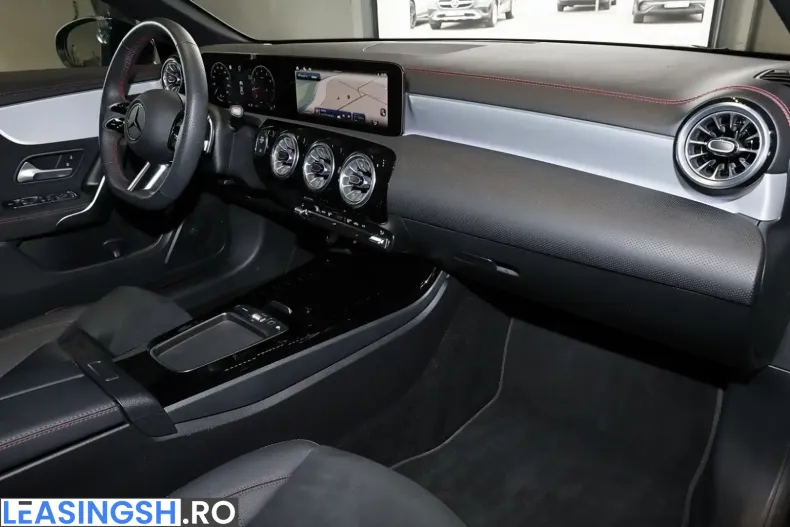 Mercedes-Benz CLA 200 (Clasa CLA) din 2025 cu 12.460 km - oferta MER224550 - foto 7
