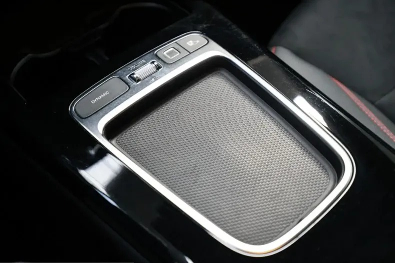 Mercedes-Benz CLA 180 (Clasa CLA) din 2025 cu 33.171 km - oferta MER224552 - foto 13