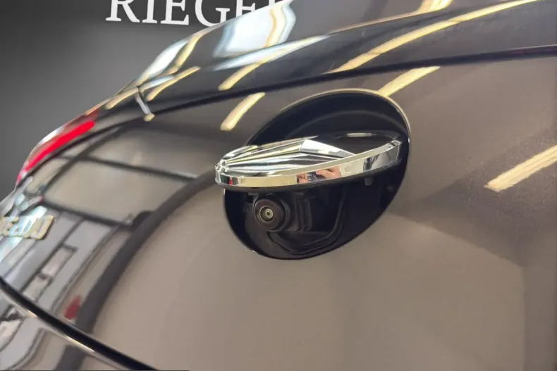 Mercedes-Benz CLE 200 (Clasa CLE) din 2025 cu 27.518 km - oferta MER224557 - foto 16