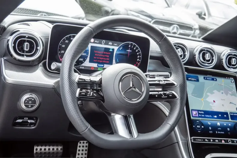Mercedes-Benz CLE 300 (Clasa CLE) din 2025 cu 9.987 km - oferta MER224562 - foto 7