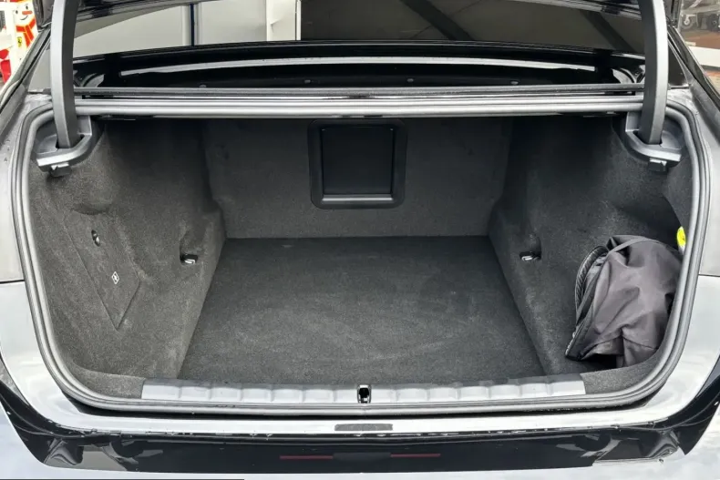 BMW 750 (Seria 7) din 2025 cu 5.000 km - oferta BMW224568 - foto 38