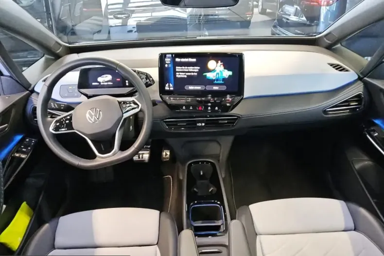 Volkswagen ID.3 din 2024 cu 20.293 km - oferta VOL224569 - foto 5
