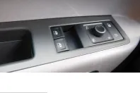 Volkswagen ID. Buzz din 2023 cu 16.700 km - oferta VOL224570 - foto 19