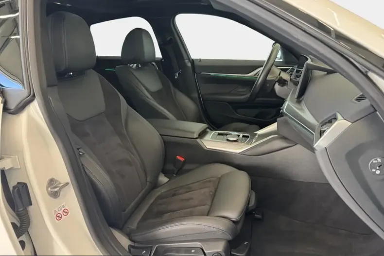 BMW i4 (Seria 4) din 2023 cu 62.900 km - oferta BMW224577 - foto 15