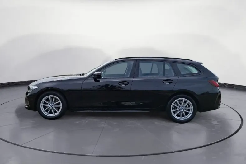 BMW 320 (Seria 3) din 2025 cu 25.316 km - oferta BMW224578 - foto 3