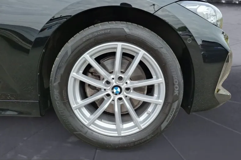 BMW 320 (Seria 3) din 2025 cu 25.316 km - oferta BMW224578 - foto 12