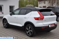 Volvo XC40 din 2022 cu 45.900 km - oferta VOL224580 - foto 4