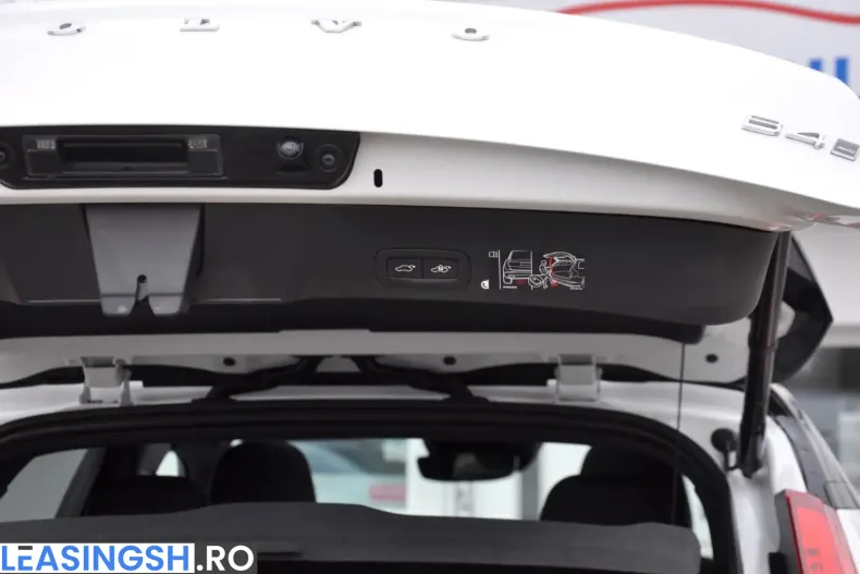 Volvo XC40 din 2022 cu 45.900 km - oferta VOL224580 - foto 15