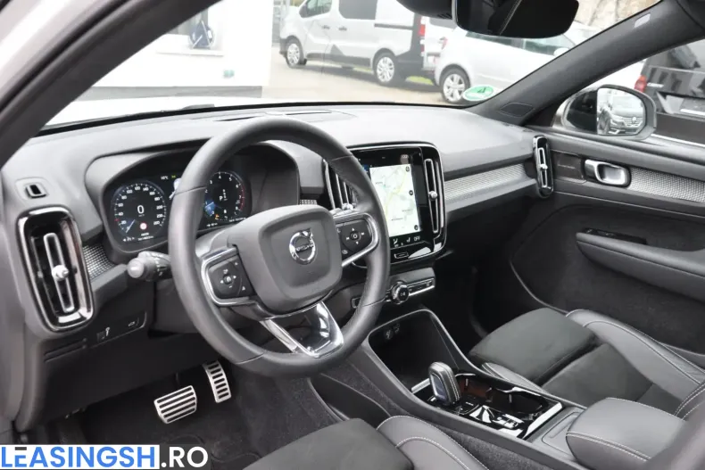 Volvo XC40 din 2022 cu 45.900 km - oferta VOL224580 - foto 26
