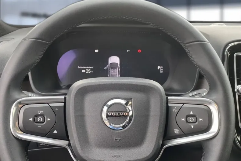 Volvo C40 din 2022 cu 55.990 km - oferta VOL224581 - foto 14